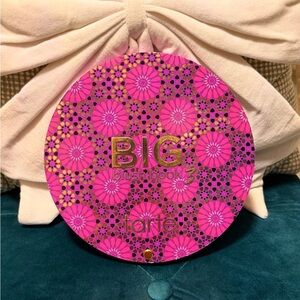 Tarte BIG Blush Book 3 — Hot Pink & Gold Floral Palette